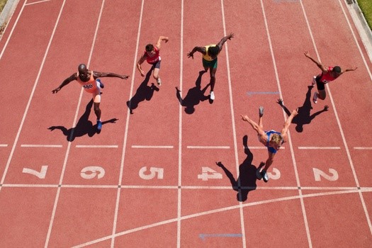 runners on track
